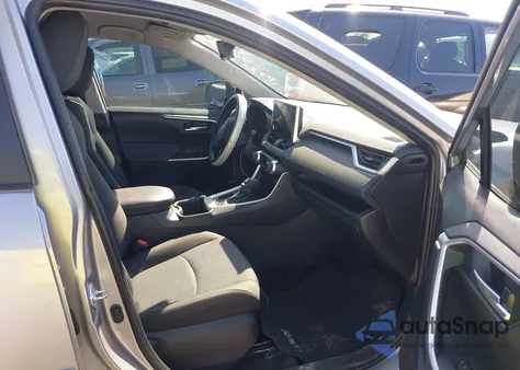 2025 Toyota Rav4 Xle z USA, uszkodzony, nr VIN 2T3W1RFV9SC333392